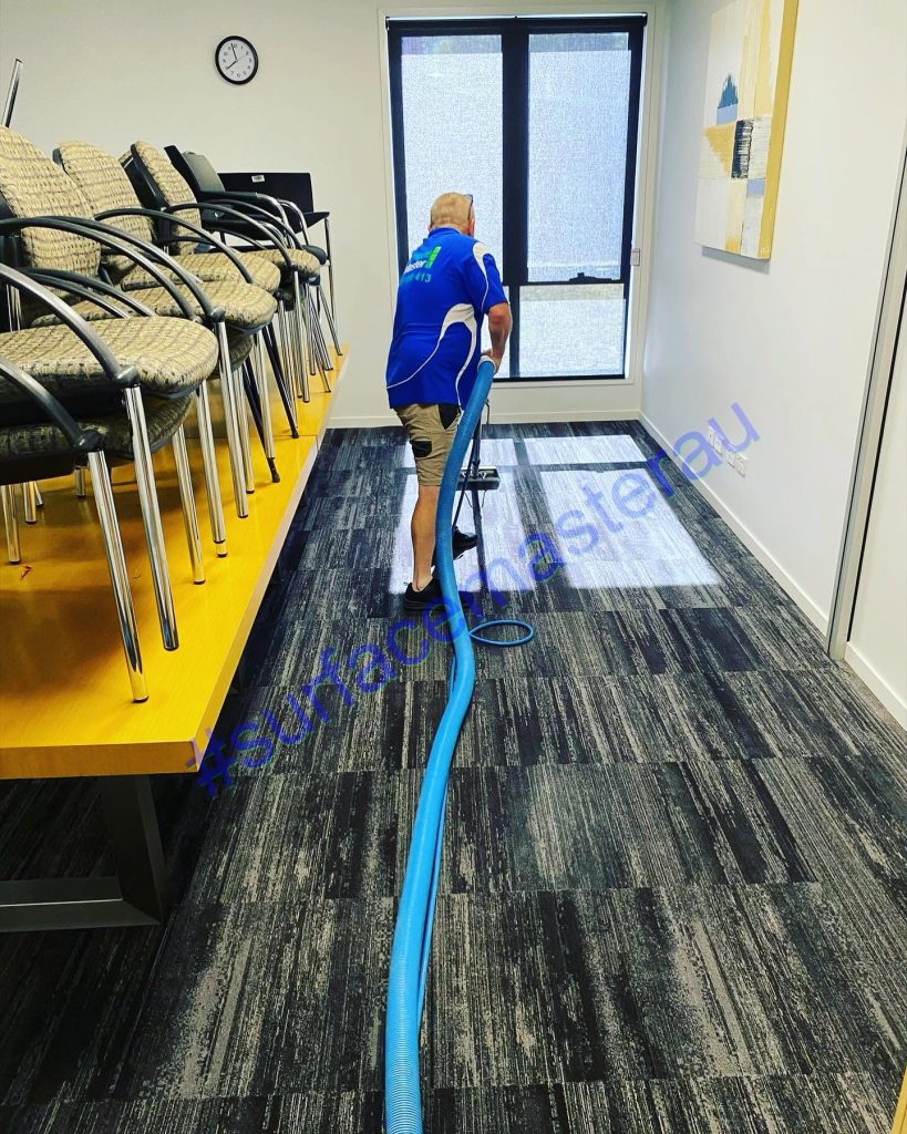 Commercial carpet clean