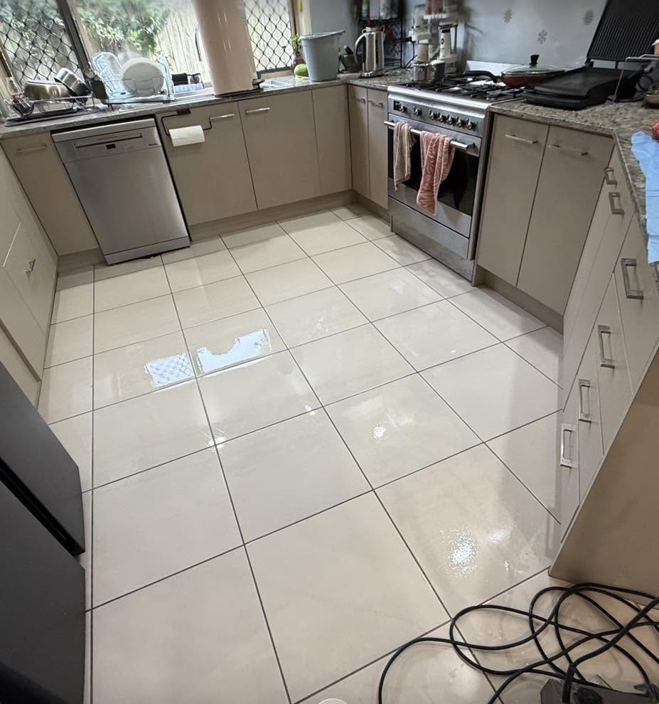 Kitchen tiles, finished